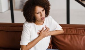 Coração de mulher também precisa de atenção: entenda os riscos invisíveis