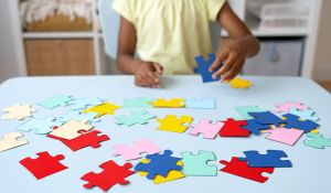 Onde fazer diagnóstico de autismo infantil em São Paulo: o que observar e quando buscar ajuda